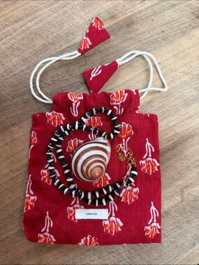 Chan Luu Black, White & Brown Spiral Shell Pendant Necklace